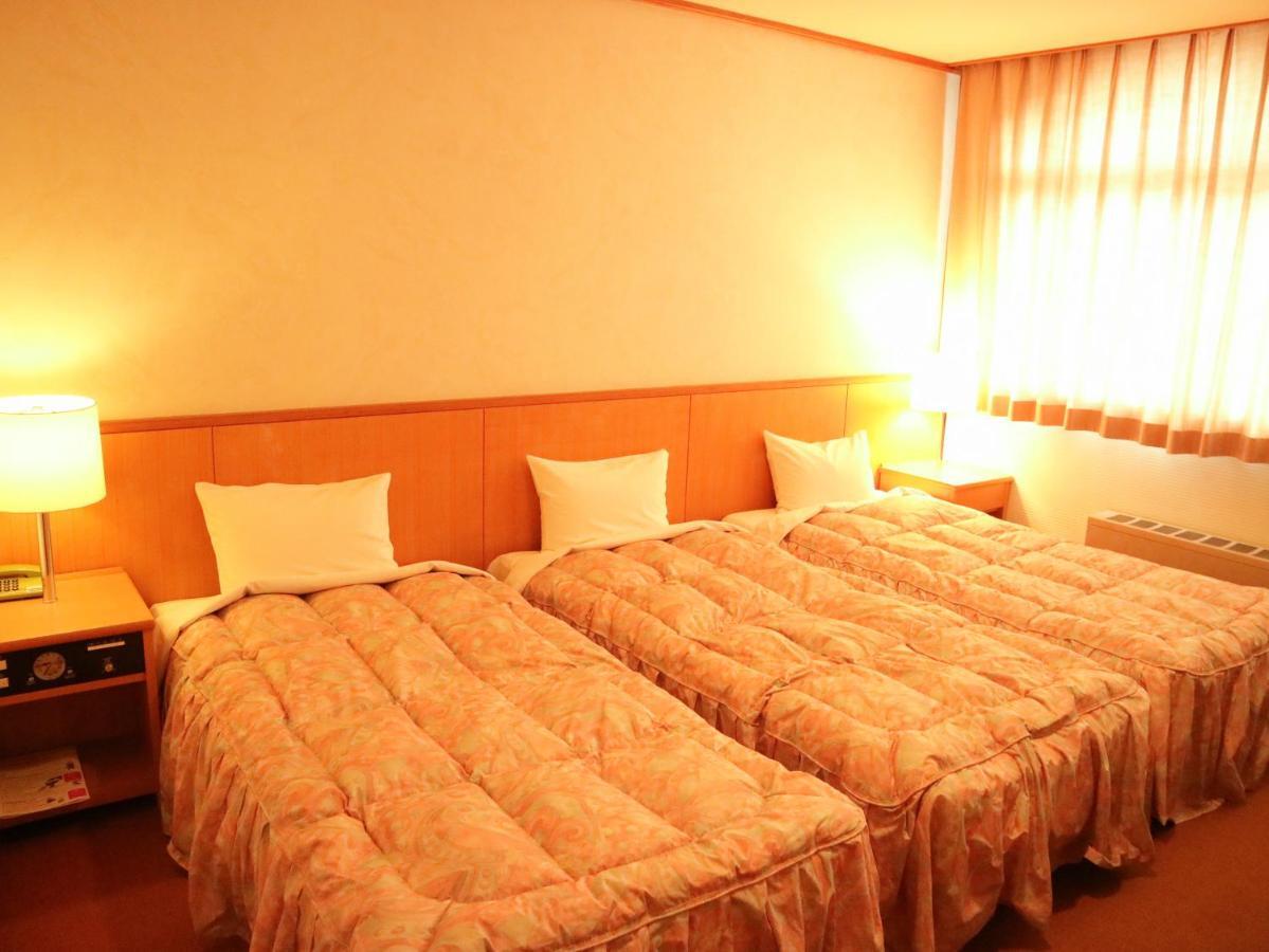 Hotel Sankt Moritz Shiga Shimotakai Екстериор снимка