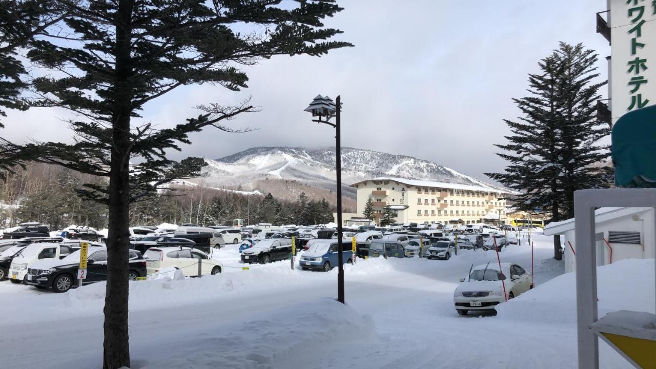 Hotel Sankt Moritz Shiga Shimotakai Екстериор снимка