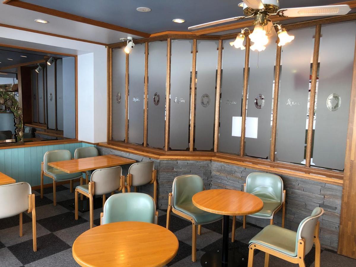 Hotel Sankt Moritz Shiga Shimotakai Екстериор снимка
